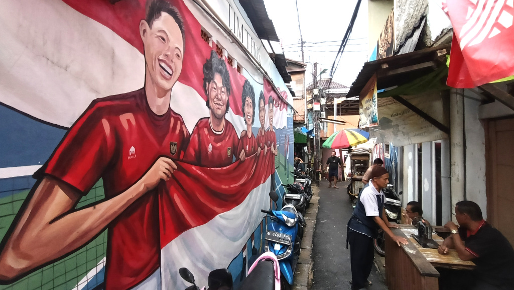 Suasana di perkampungan Menteng Jaya, Jakarta, Minggu (26/6/2026).  (Beritanasional.com/Oke Atmaja)
