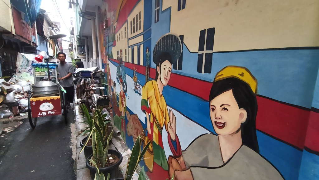 Suasana di perkampungan Menteng Jaya, Jakarta, Minggu (26/6/2026).  (Beritanasional.com/Oke Atmaja)