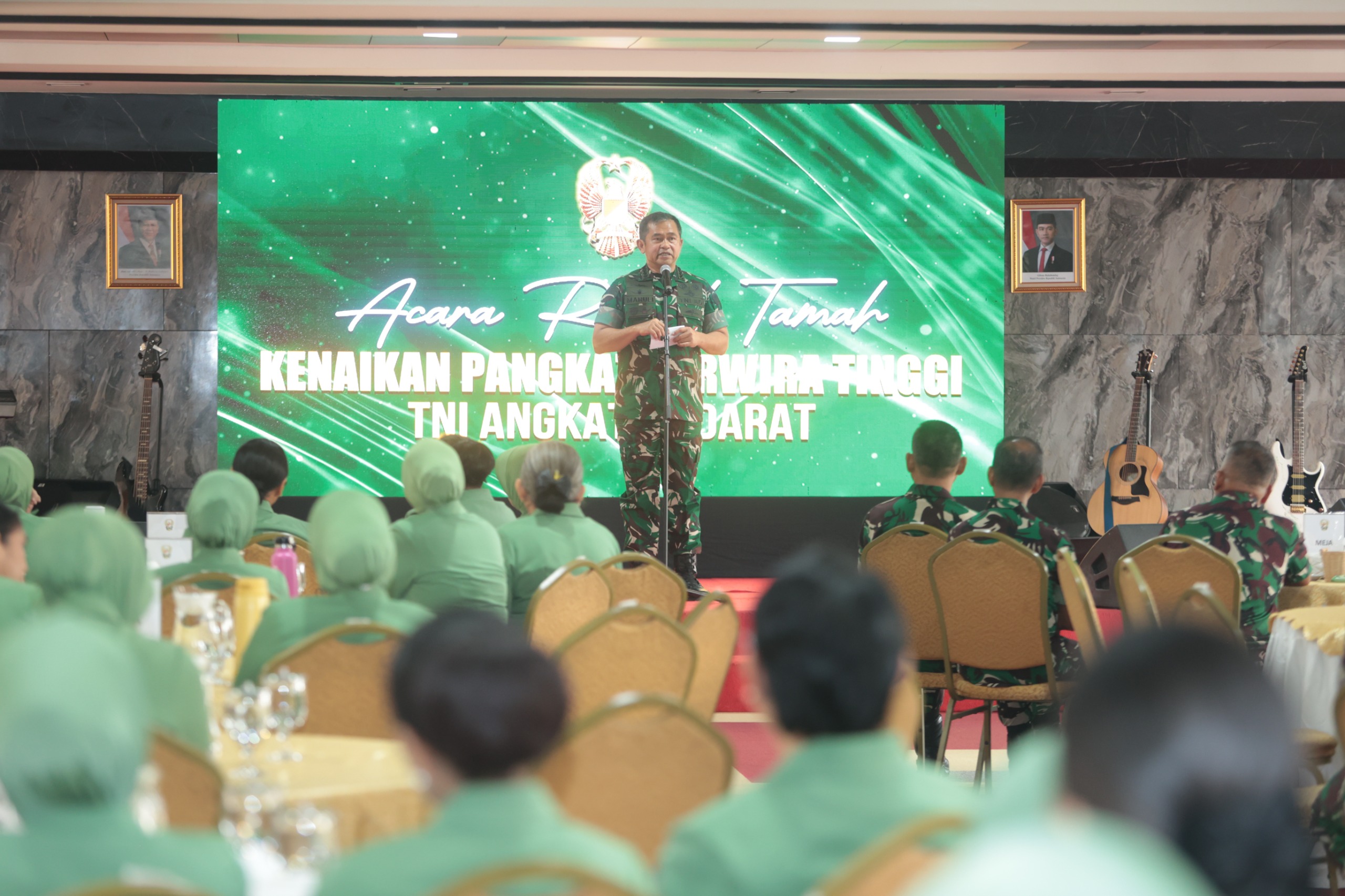 Kepala Staf Angkatan Darat (Kasad) Jenderal TNI Maruli Simanjuntak, M.Sc. memimpin upacara Laporan Korps Kenaikan Pangkat 65 Perwira Tinggi (Pati) TNI Angkatan Darat. (BeritaNasional/Elvis Sendouw/HO Puspen TNI)