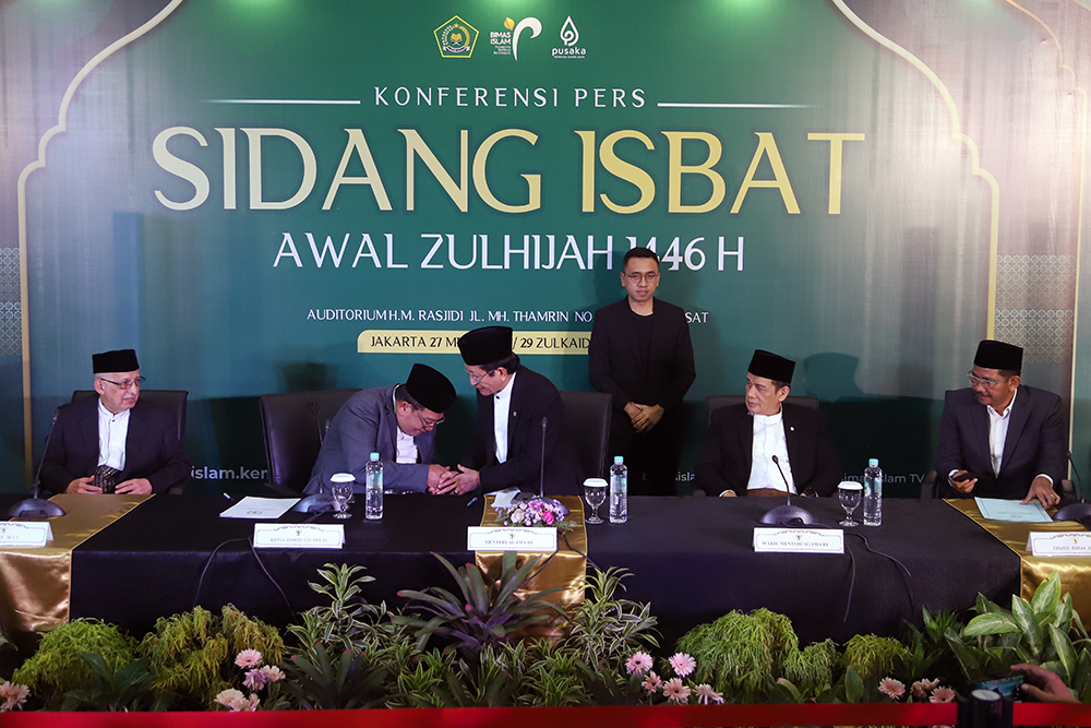 Kemenag Umumkan Hasil Sidang Isbat, Iduladha 1446 Hijriah Hari Jumat 6 Juni 2025 Kemeng umumkan hasil sidang isbat anggal 1 Zulhijjah jatuh pada hari Rabu (28/5/2025). (BeritaNasional/Elvis Sendouw