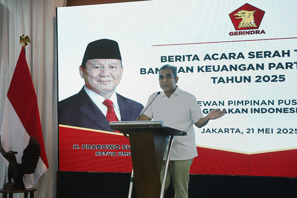 Kemendagri Beri Dana Bantuan ke Partai Gerindra Serah terima bantuan keuangan Partai Politik (Parpol) Tahun 2025 . (BeritaNasional/Elvis Sendouw)