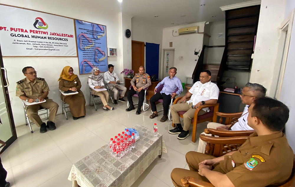 P2MI menghentikan sementara sebagian kegiatan usaha penempatan pekerja migran Indonesia milik PT Putra Pertiwi Jayalestari. (BeritaNasional/Elvis/HO P2MI)