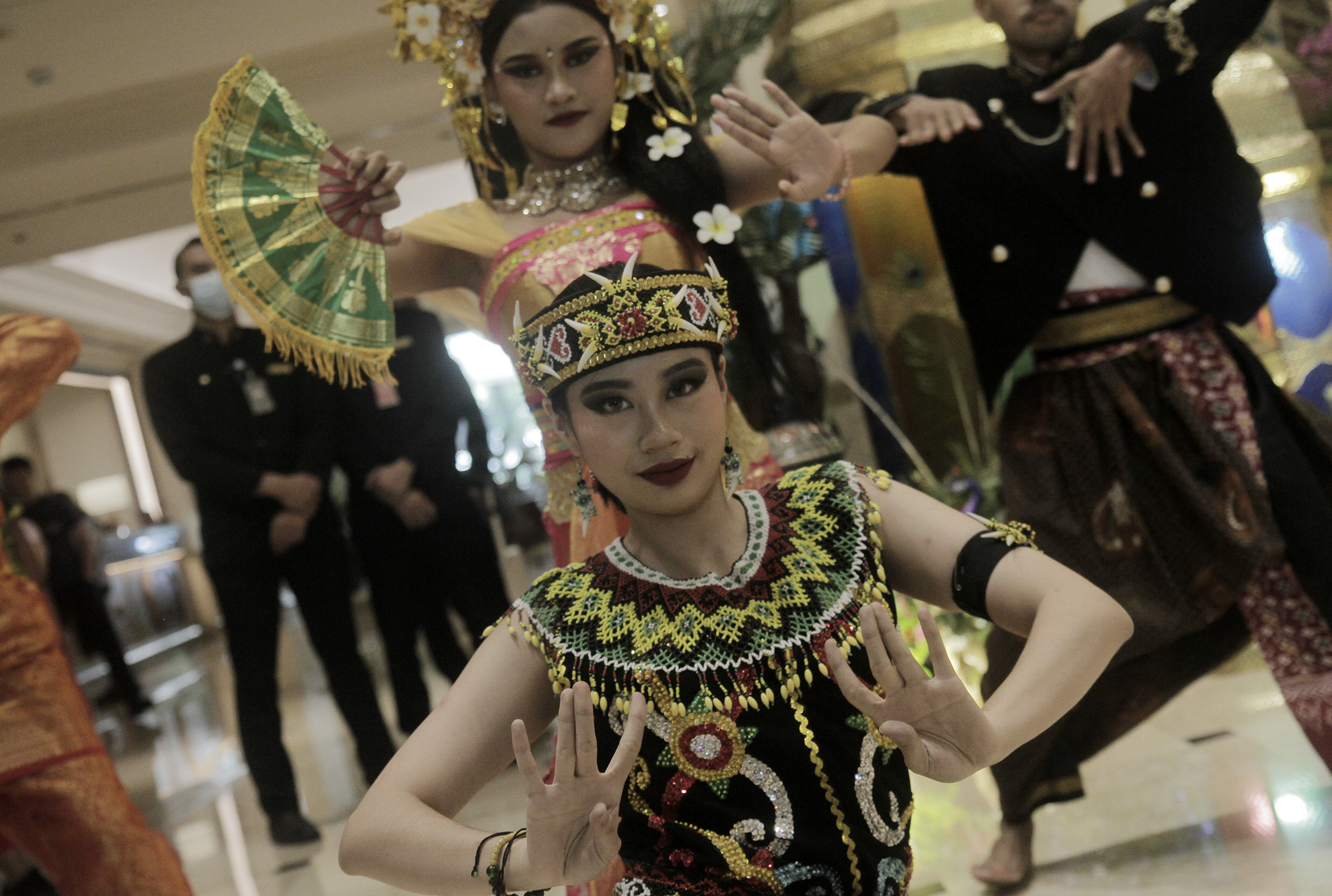 Suasana perayaan Anniversary ke 50 Tahun Hotel Borobudur di Lobby Hotel Borobudur, Jakarta, Sabtu (23 /3/2024). (Indonesiaglobe/Oke Atmaja)