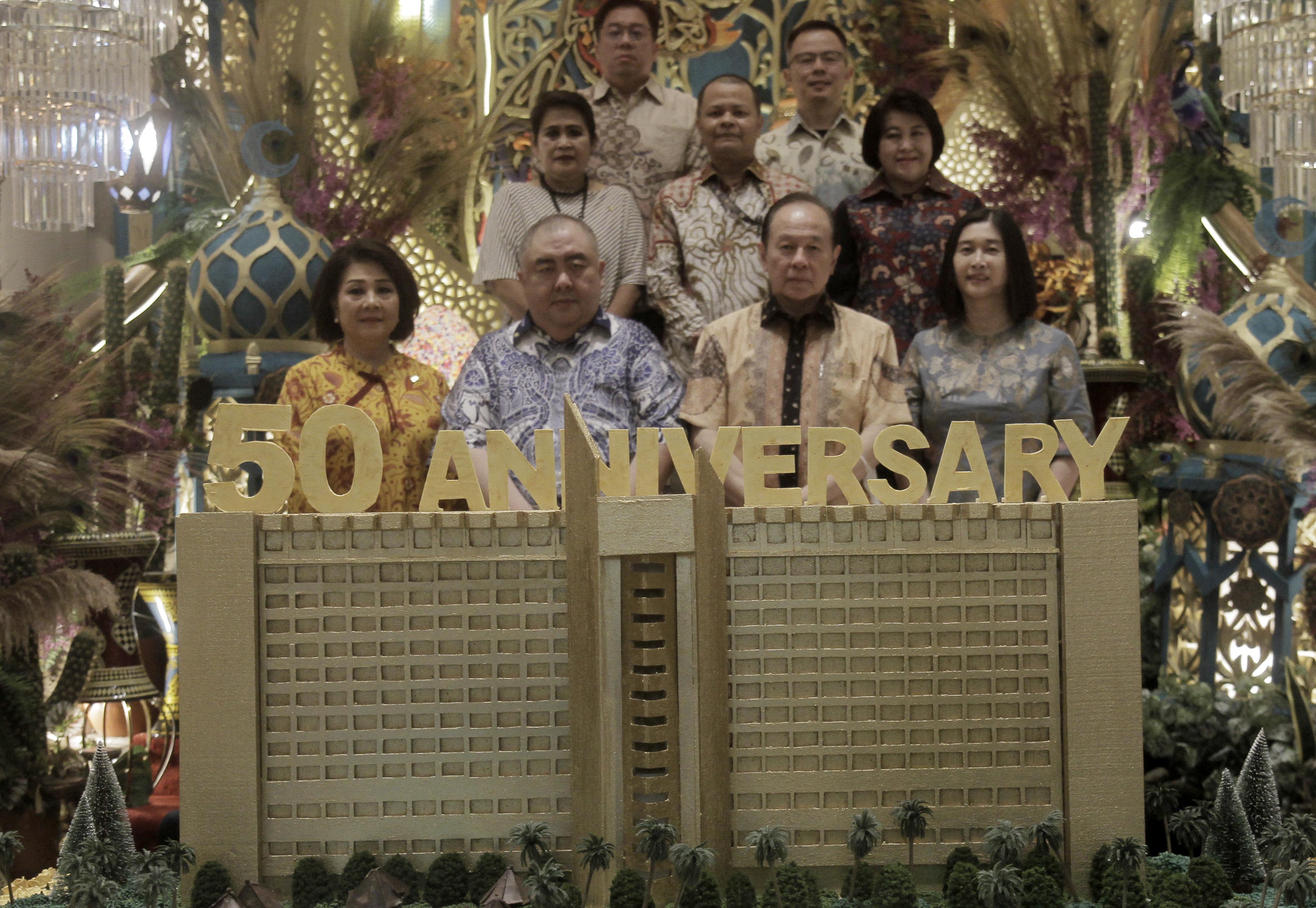 Suasana perayaan Anniversary ke 50 Tahun Hotel Borobudur di Lobby Hotel Borobudur, Jakarta, Sabtu (23 /3/2024). (Indonesiaglobe/Oke Atmaja)