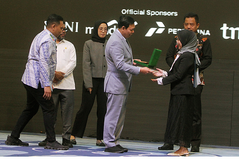 Ketua DPD Sultan Baktiar Najamudin membuka The International Green Youth Leaders Summit (IGYLS) 2026 atau KTT Pemimpin Pemuda Hijau Internasional 2026. (BeritaNasional/Elvis Sendouw)