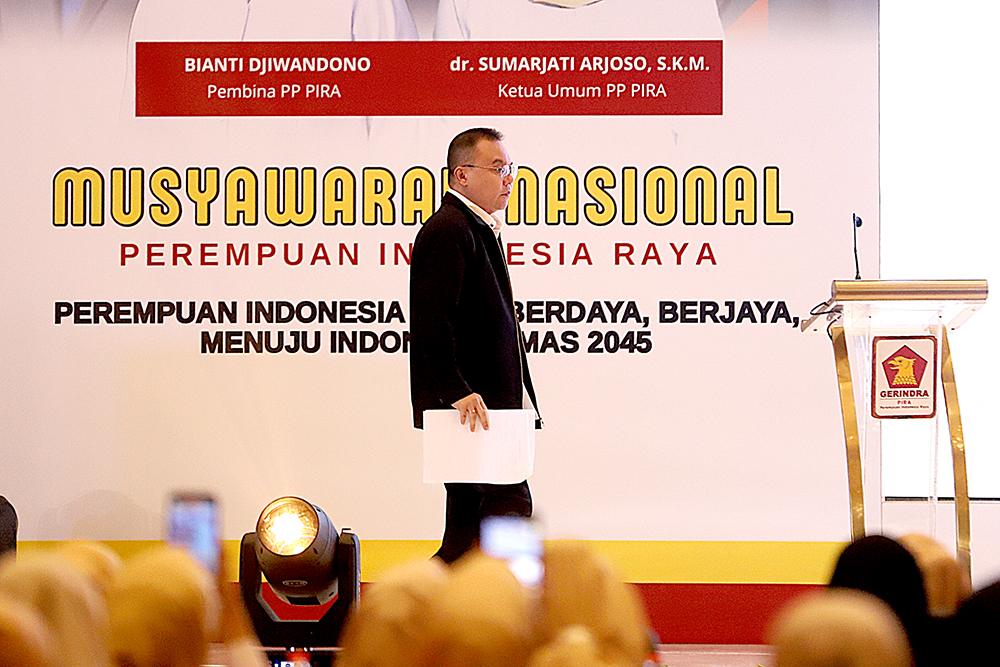 Ketua Harian Partai Gerindra Sufmi Dasco Ahmad Buka Munas PIRA Ketua Harian Partai Gerindra Sufmi Dasco Ahmad membuka Musyawarah Nasional (Munas) Perempuan Indonesia Raya (PIRA). (BeritaNasional/Elvis Sendouw)