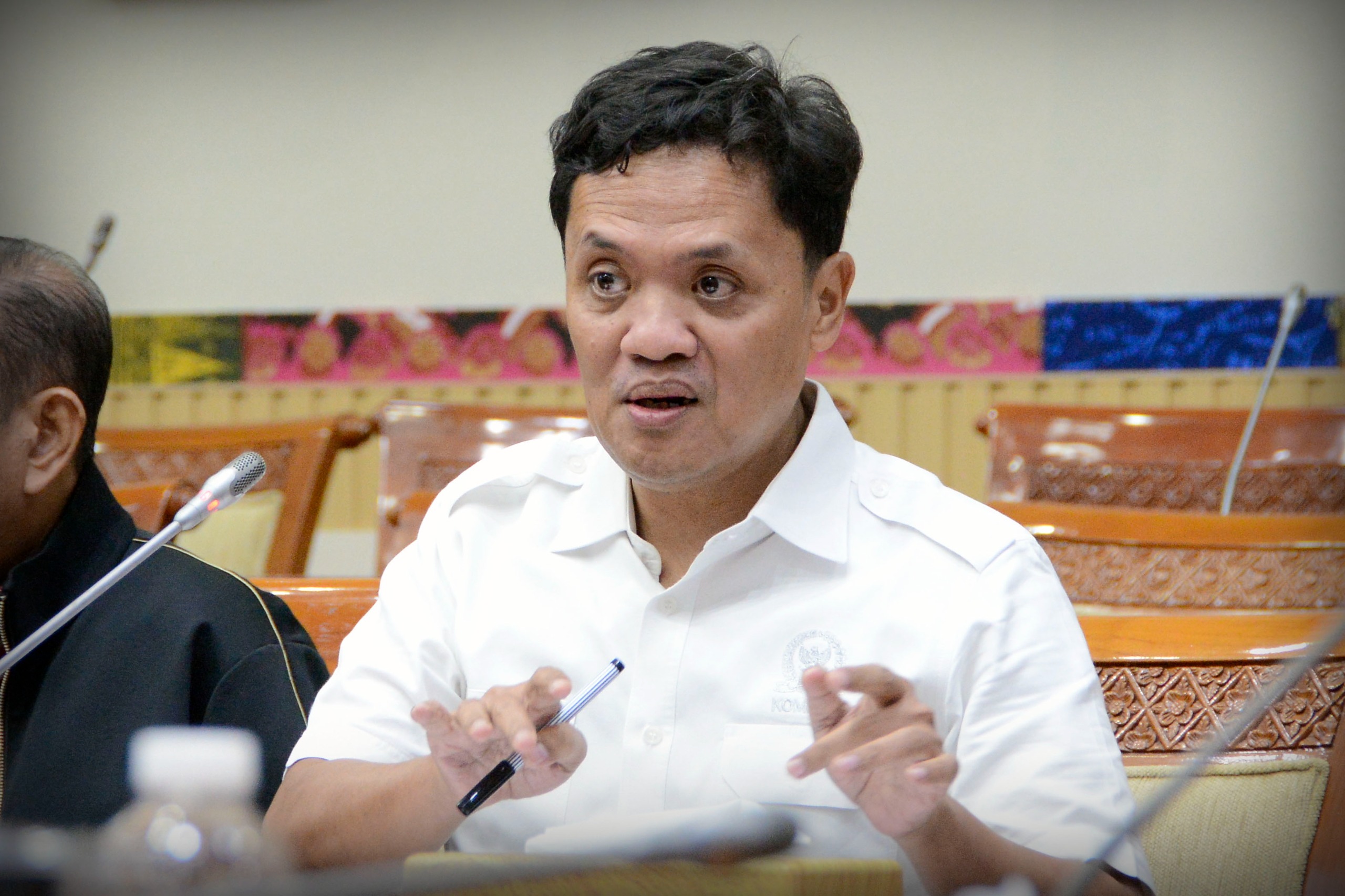 Pimpinan Komisi III saat memberikan keterangan terkait KUHAP. (BeritaNasional/Elvis Sendouw/HO Foto Parlemen)