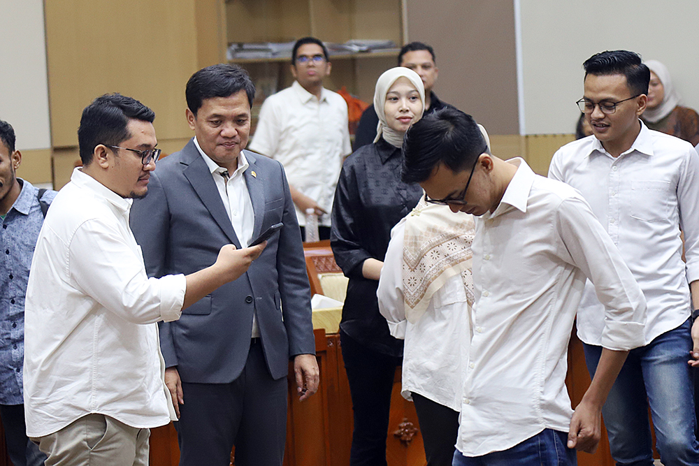 Ketua Komisi III Habiburokhman Terima Audiensi AMAN Bahas KUHAP Ketua Komisi III DPR RI Habiburokhman menerima audiensi Aliansi Mahasiswa Nusantara. (BeritaNasional/Elvis Sendouw)
