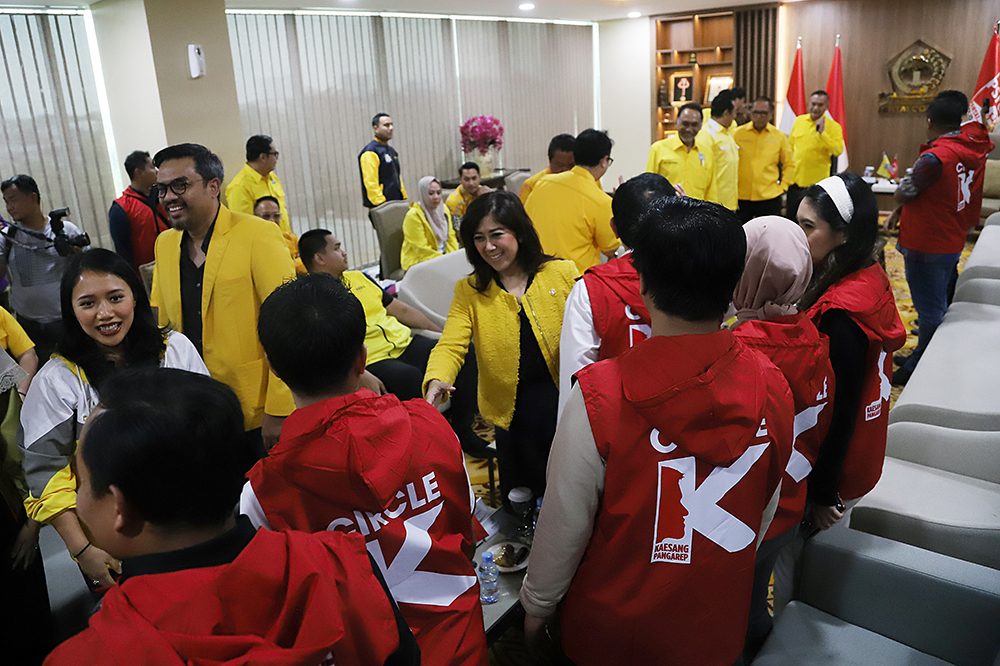 Ketum PSI Kaesang Pangarep bersama pengurus PSI sambangi markas Golkar. (BeritaNasional/Elvis Sendouw)