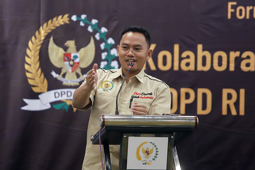 Forum Komunikasi dan Diseminasi Program Kerja Media (press gathering) dengan tema "Kolaborasi Inklusif untuk Mempercepat Pembangunan Daerah: DPD RI dalam Peran Strategis Menuju Indonesia Emas 2045". (BeritaNasional/Elvis Sendouw)