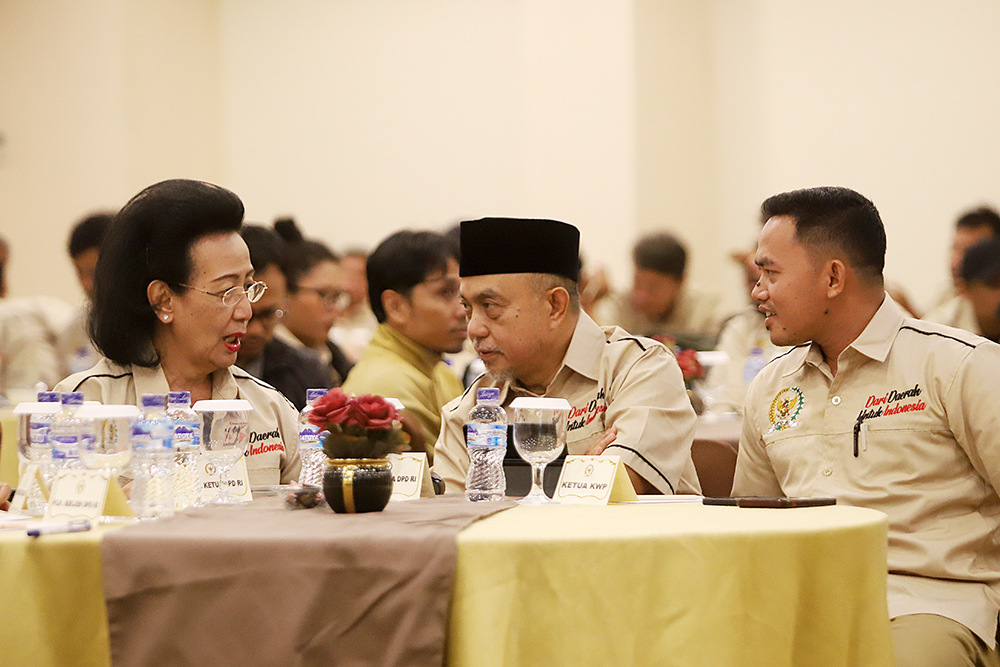 Forum Komunikasi dan Diseminasi Program Kerja Media (press gathering) dengan tema "Kolaborasi Inklusif untuk Mempercepat Pembangunan Daerah: DPD RI dalam Peran Strategis Menuju Indonesia Emas 2045". (BeritaNasional/Elvis Sendouw)