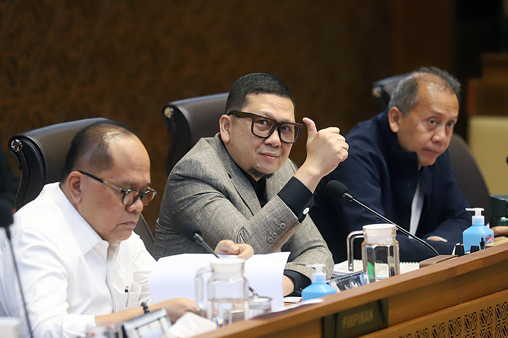 Rapat Dengar Pendapat Komisi II bersama pemerintah tentang putusan MK. (BeritaNasional/Elvis Sendouw)