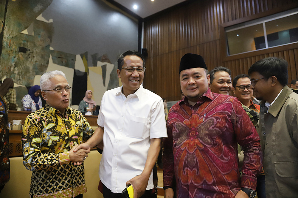 Rapat Dengar Pendapat Komisi II bersama pemerintah tentang putusan MK. (BeritaNasional/Elvis Sendouw)