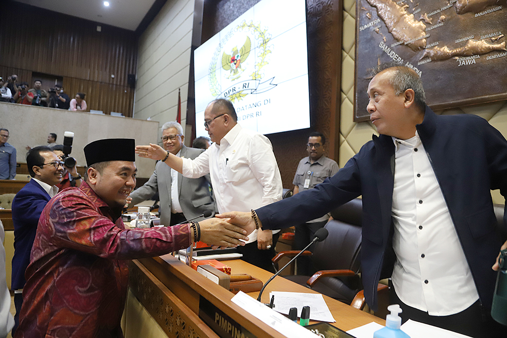 Rapat Dengar Pendapat Komisi II bersama pemerintah tentang putusan MK. (BeritaNasional/Elvis Sendouw)