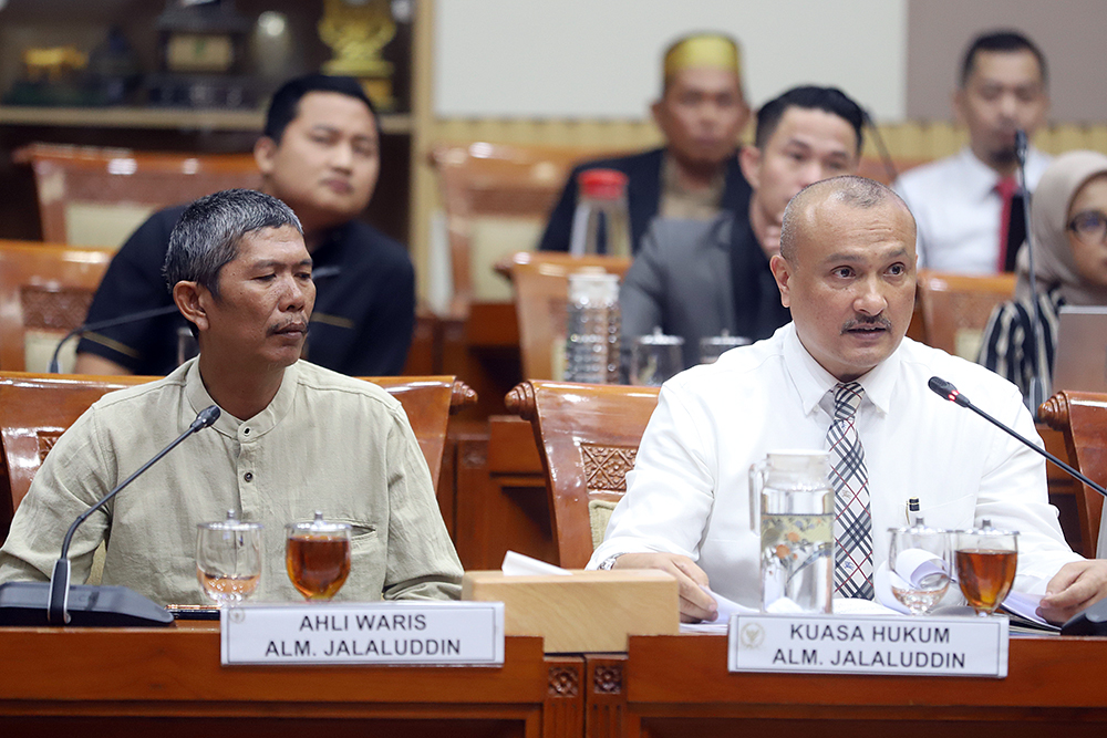 Komisi III DPR RI menggelar  Rapat Dengar Pendapat (RDP) terkait kasus sengketa tanah di wilayah hukum Polda  Sulawesi Selatan. (BeritaNasional/Elvis Sendouw)