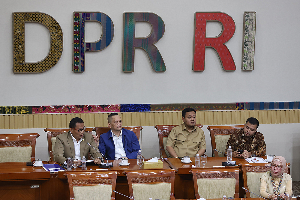 Komisi III DPR menyetujui 10 dari 16 nama untuk menjadi Hakim Agung dan Hakim Ad Hoc HAM pada Mahkamah Agung tahun 2025. (BeritaNasional/Elvis Sendouw)