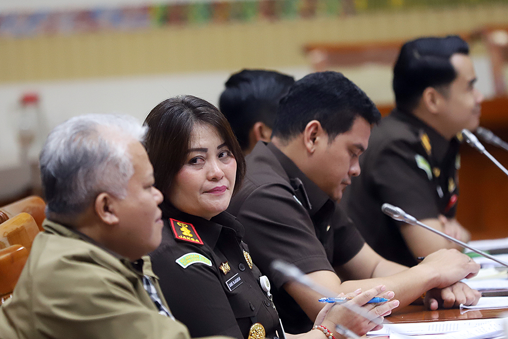 Komisi III DPR RI menggelar rapat dengan Kejaksaan Negeri Karo, Komisi Kejaksaan, dan Amsal Sitepu, untuk membahas polemik kasus  videografer Amsal Sitepu. (BeritaNasional/Elvis Sendouw)