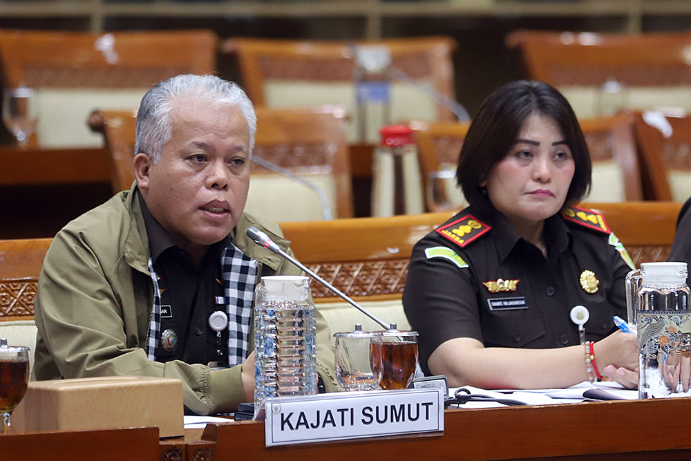 Komisi III DPR RI menggelar rapat dengan Kejaksaan Negeri Karo, Komisi Kejaksaan, dan Amsal Sitepu, untuk membahas polemik kasus  videografer Amsal Sitepu. (BeritaNasional/Elvis Sendouw)
