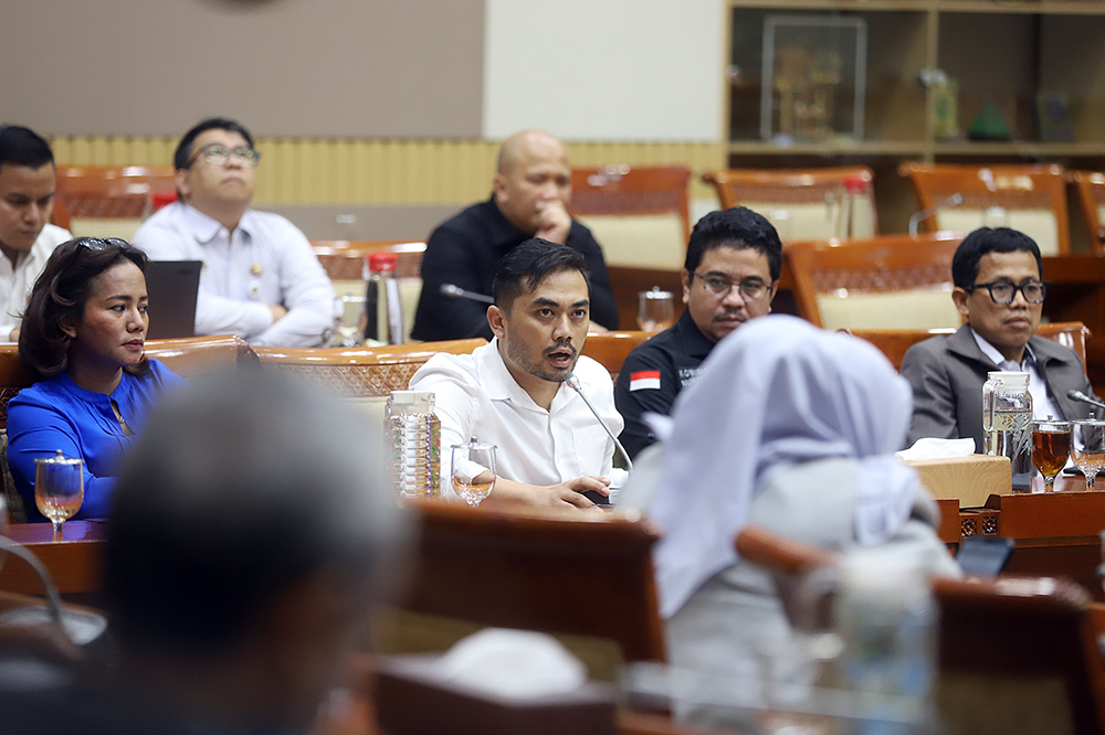 Komisi III DPR RI menggelar rapat dengan Kejaksaan Negeri Karo, Komisi Kejaksaan, dan Amsal Sitepu, untuk membahas polemik kasus  videografer Amsal Sitepu. (BeritaNasional/Elvis Sendouw)