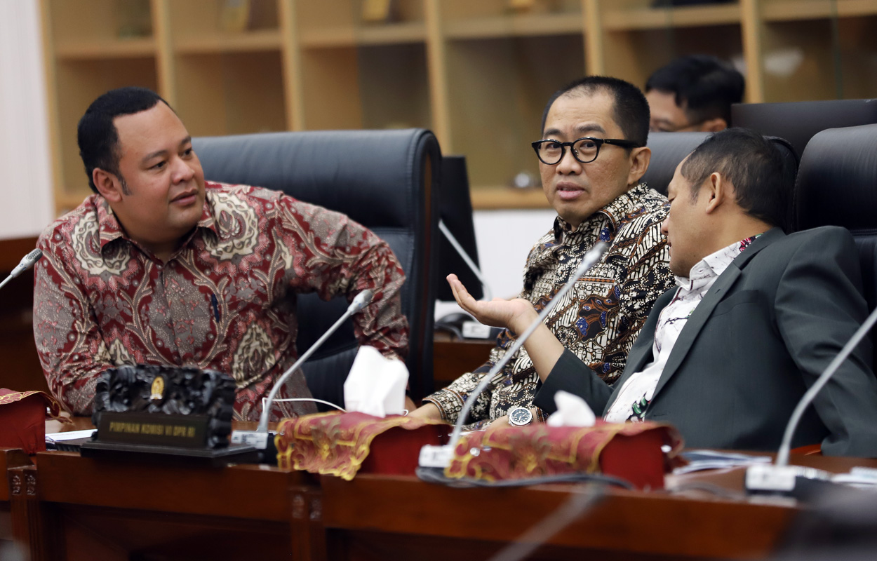 Rapat dengar pendapat komisi VI bersama Himbara. (Indonesiaglobe/Elvis Sendouw)