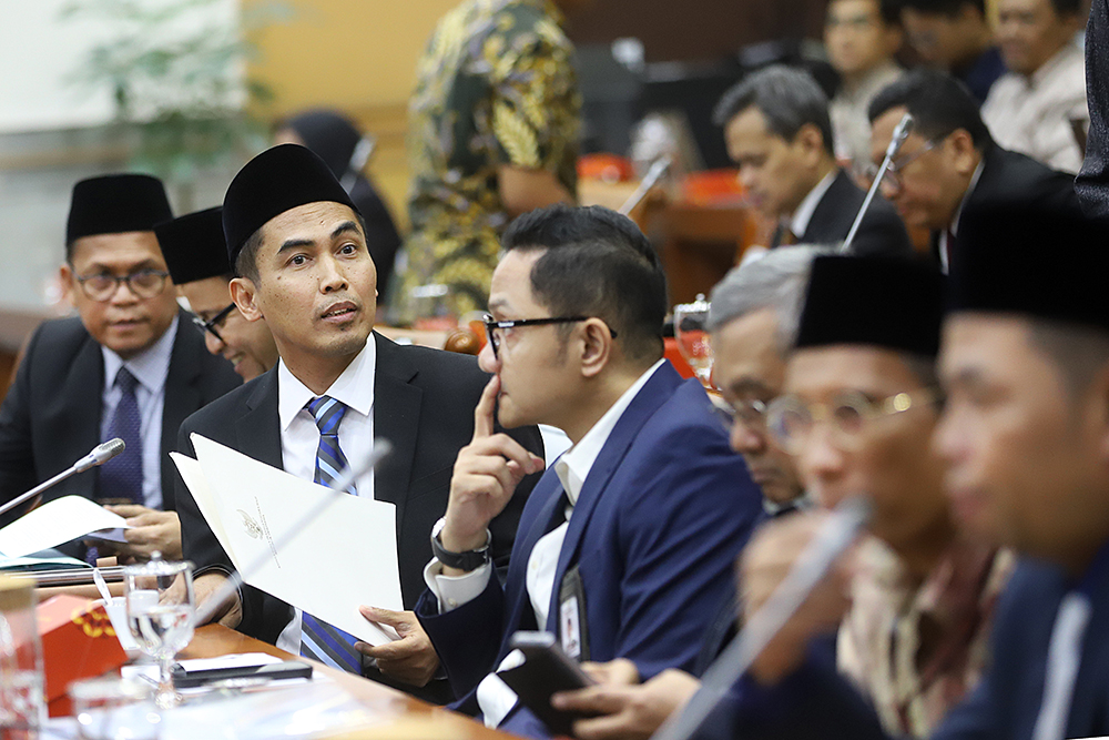 Komisi VIII Bersama Pemerintah Setujui Biaya Haji 2026 Rapat Komisi VIII bersama pemerintah membahas biaya haji 2026. (BeritaNasional/Elvis Sendouw)