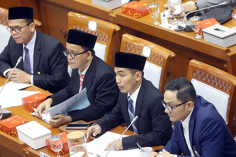 Komisi VIII Bersama Pemerintah Setujui Biaya Haji 2026 Rapat Komisi VIII bersama pemerintah membahas biaya haji 2026. (BeritaNasional/Elvis Sendouw)