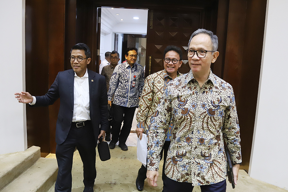 Rapat kerja Komisi XI bersama OJK. (BeritaNasional/Elvis Sendouw)