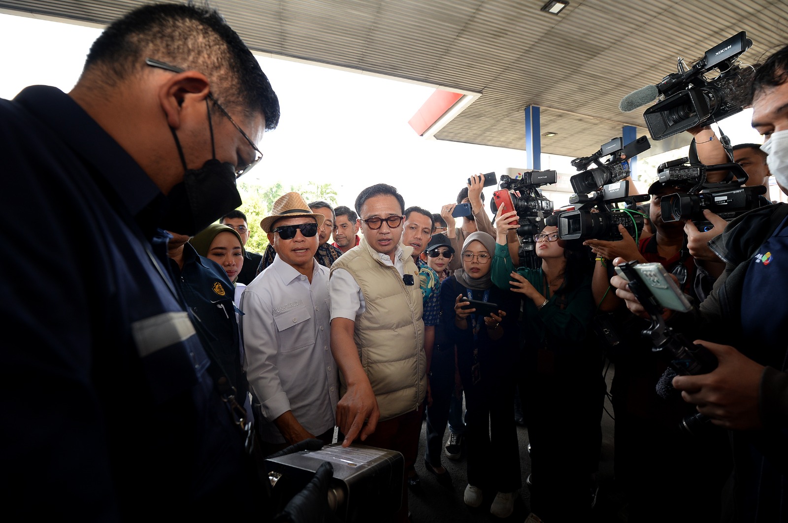 Komisi XII melakukan sidak ke SPBU di Jakarta. (BeritaNasional/Elvis Sendouw/HO Parlemen)