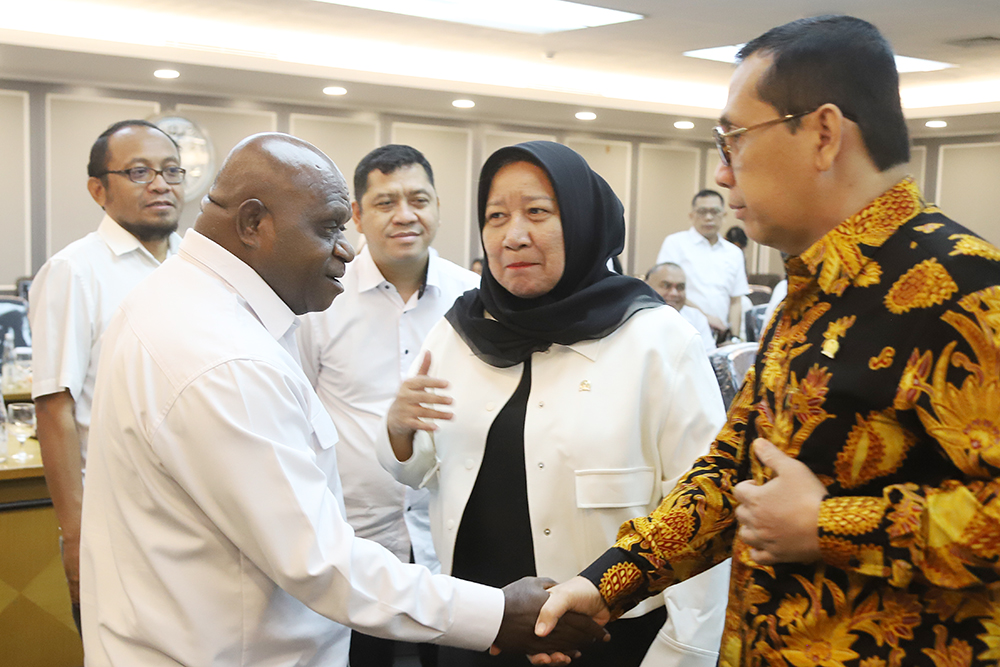 Rapat Kerja Komisi XIII bersama Menteri HAM. (BeritaNasional/Elvis Sendouw)