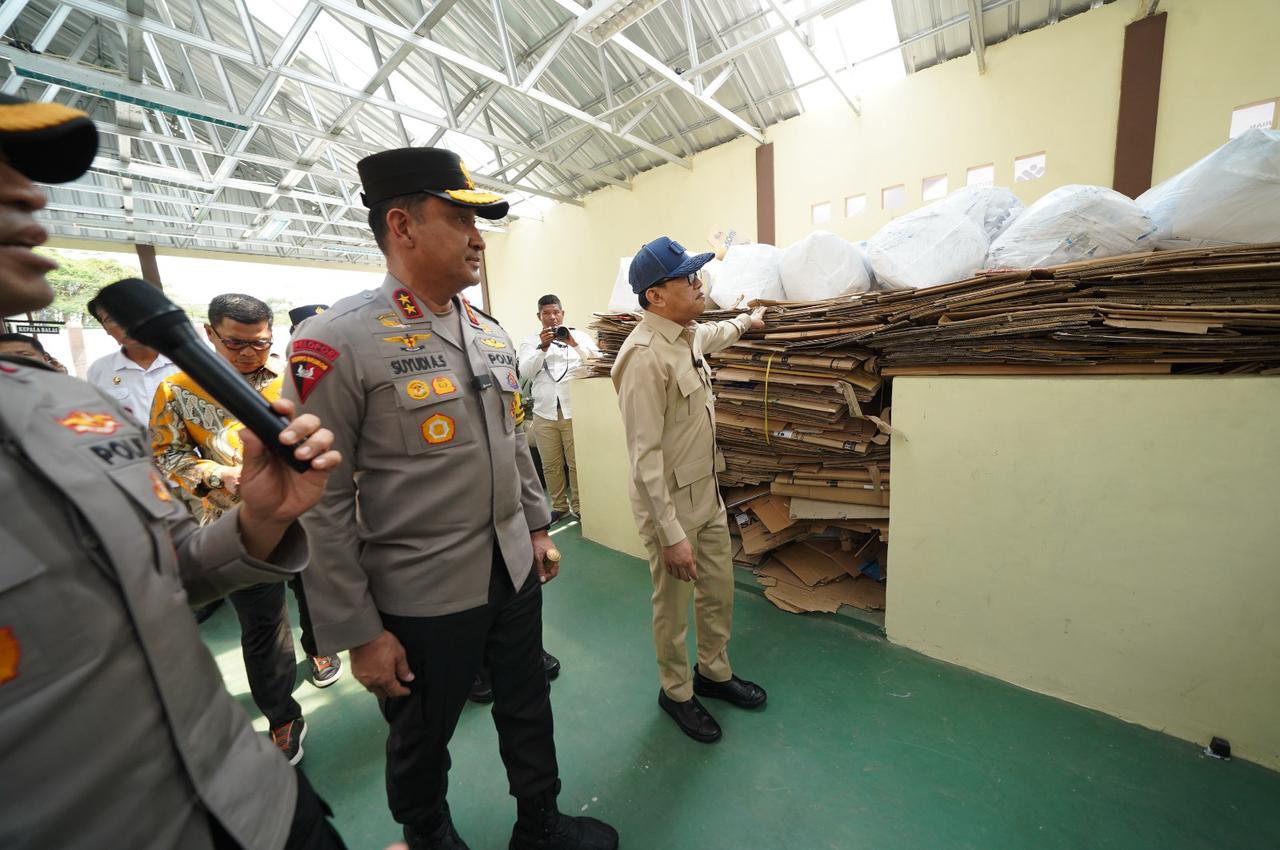 Kunjungi Balai Vokasi Poliran, Menteri Karding Minta Masyarakat Asah Keterampilan dan Berangkat Prosedural Kunjungan Menteri P2MI ke Balai Vokasi Poliran milik Polda Banten di Serang, Banten. (BeritaNasional/Elvis Sendouw/HO Hms P2MI)