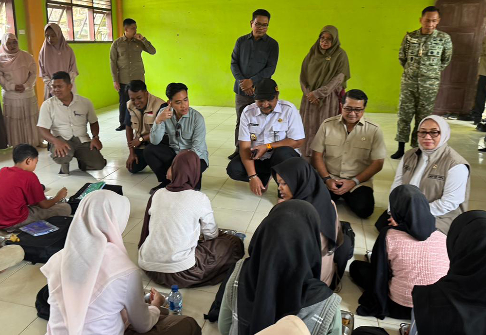 Wapres Gibran Rakabuming melakukan kunjungan kerja ke Kabupaten Aceh Tamiang, Provinsi Aceh. (BeritaNasional/Elvis/HO Setwapres)