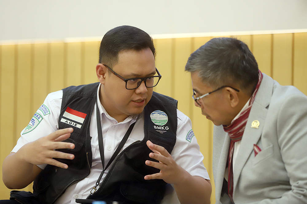Diskusi Dialektika Demokrasi dengan tema ‘Bersatu Siapkan Langkah Antisipasi Potensi Bencana Alam’. (BeritaNasional/Elvis Sendouw)
