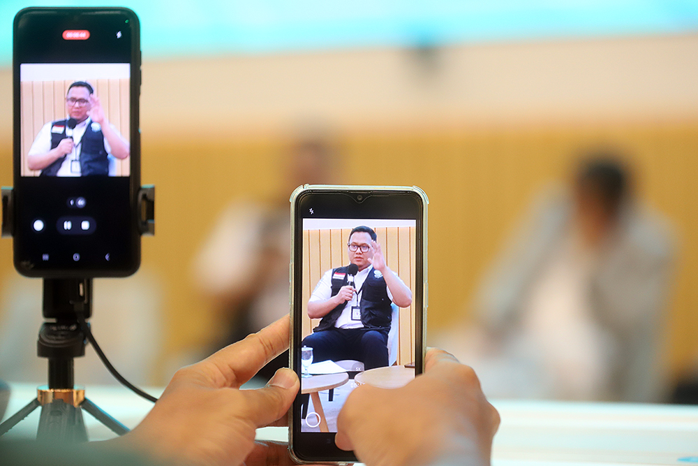 Diskusi Dialektika Demokrasi dengan tema ‘Bersatu Siapkan Langkah Antisipasi Potensi Bencana Alam’. (BeritaNasional/Elvis Sendouw)