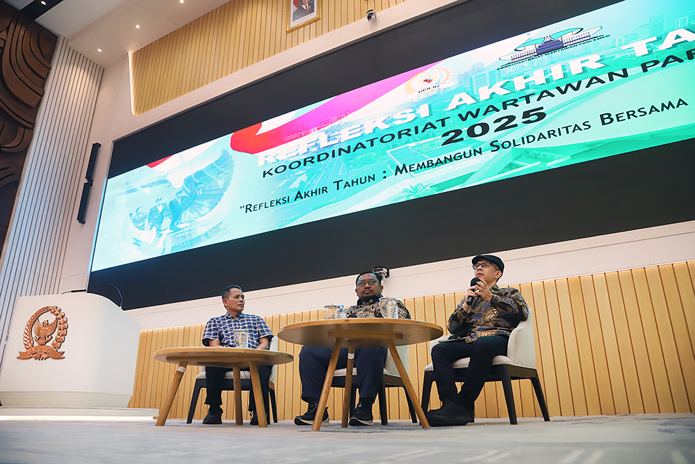 Diskusi Refleksi Akhir Tahun 2025 dengan tema "Refleksi Akhir Tahun : Membangun Solidaritas Bersama Ditengah Bencana". (BeritaNasional/Elvis Sendouw)
