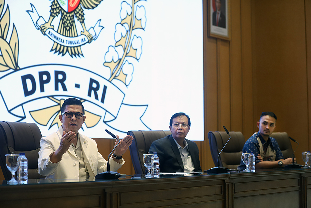 KWP gelar diskusi yang bertajuk "MKMK Dinilai Tidak Berwenang Batalkan Keppres Pengangkatan MK?". (BeritaNasional/Elvis Sendouw)