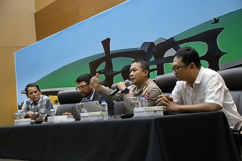 KWP Bersama DPR Gelar Diskusi Bahas Transformasi Digital Korlantas Dialektika KWP bersama DPR bahas Transformasi Digital Korlantas: Menjawab Tantangan Pelayanan Modern untuk Masyaraka. (BeritaNasional/Elvis Sendouw)