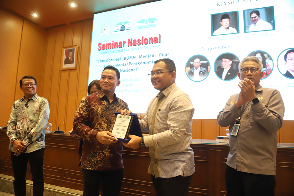 Seminar yang bertajuk 'Transformasi BUMN Menjadi Pilar Fundamental Perekonomian Nasional'. (BeritaNasional/Elvis Sendouw)