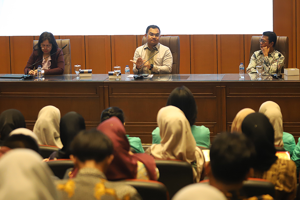 Seminar yang bertajuk 'Transformasi BUMN Menjadi Pilar Fundamental Perekonomian Nasional'. (BeritaNasional/Elvis Sendouw)