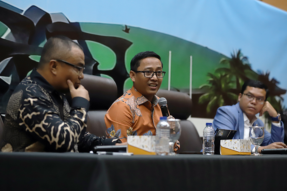 KWP Bersama MPR Gelar Diskusi Bahas Sinergi Sistem Keuangan Negara dan Perekonomian Nasional Diskusi Konstitusi dan Demokrasi Indonesia dengan tema "Sinergi Sistem Keuangan Negara dan Perekonomian Nasional bagi Peningkatan Kesejahteraan Sosial”. (BeritaNasional/Elvis Sendouw)