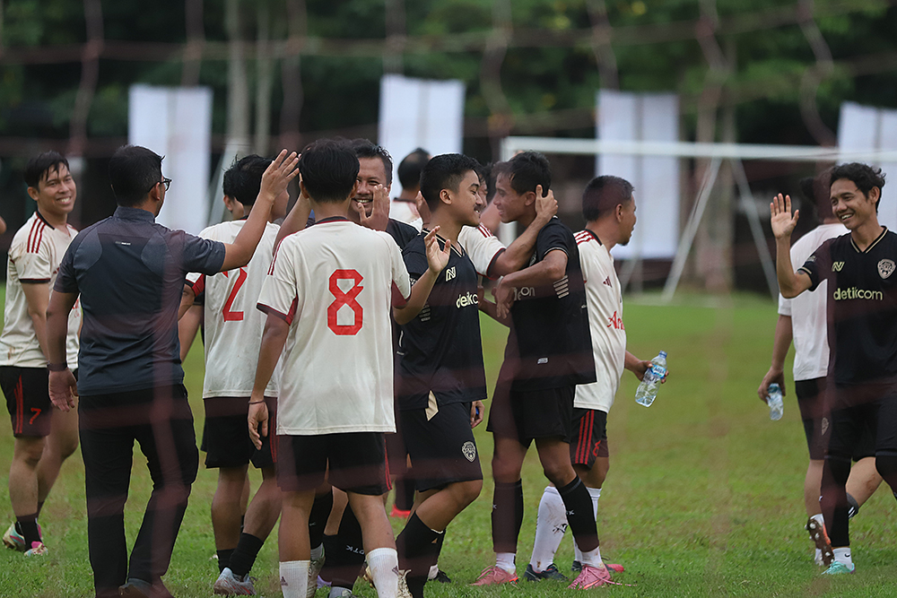 Pertandingan final mempertemukan KWP dengan tim kesebelasan Detik.com. (BeritaNasional/Elvis Sendouw)