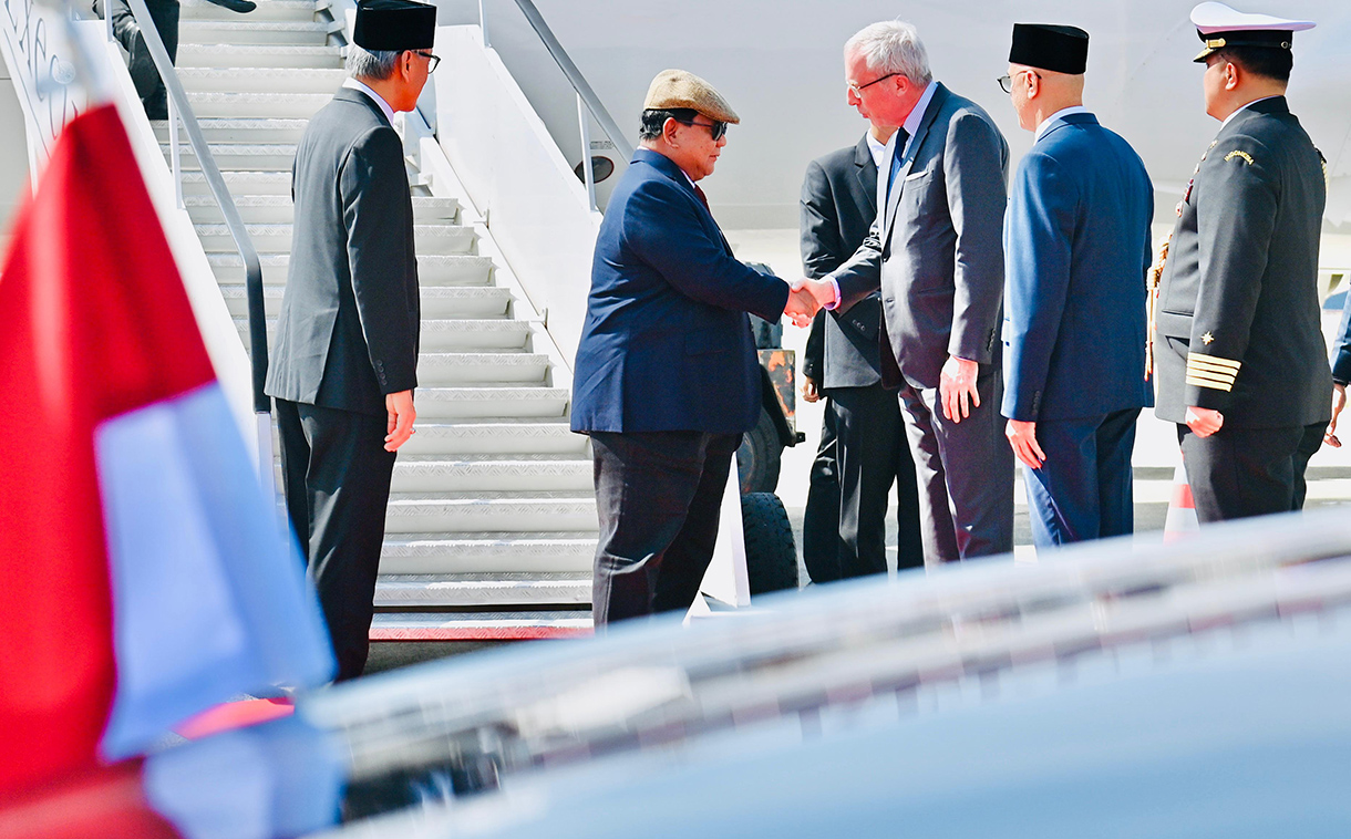 Lanjutkan Lawatan ke Kawasan Eropa, Presiden Prabowo Tiba di Belgia Presiden Republik Indonesia, Prabowo Subianto, tiba di Bandara Udara Brussel pada Sabtu (12/7/2025).(Biropers)
