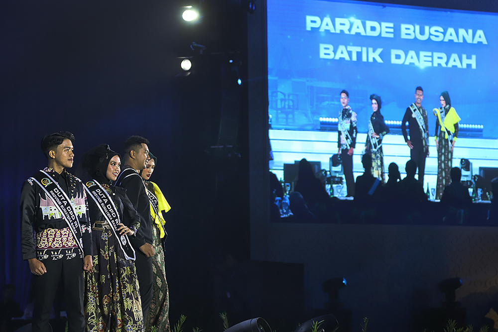 Peserta saat tampil dalam Malam Grand Final “Pemilihan Duta DPD RI 2025”. (BeritaNasional/Elvis Sendouw)