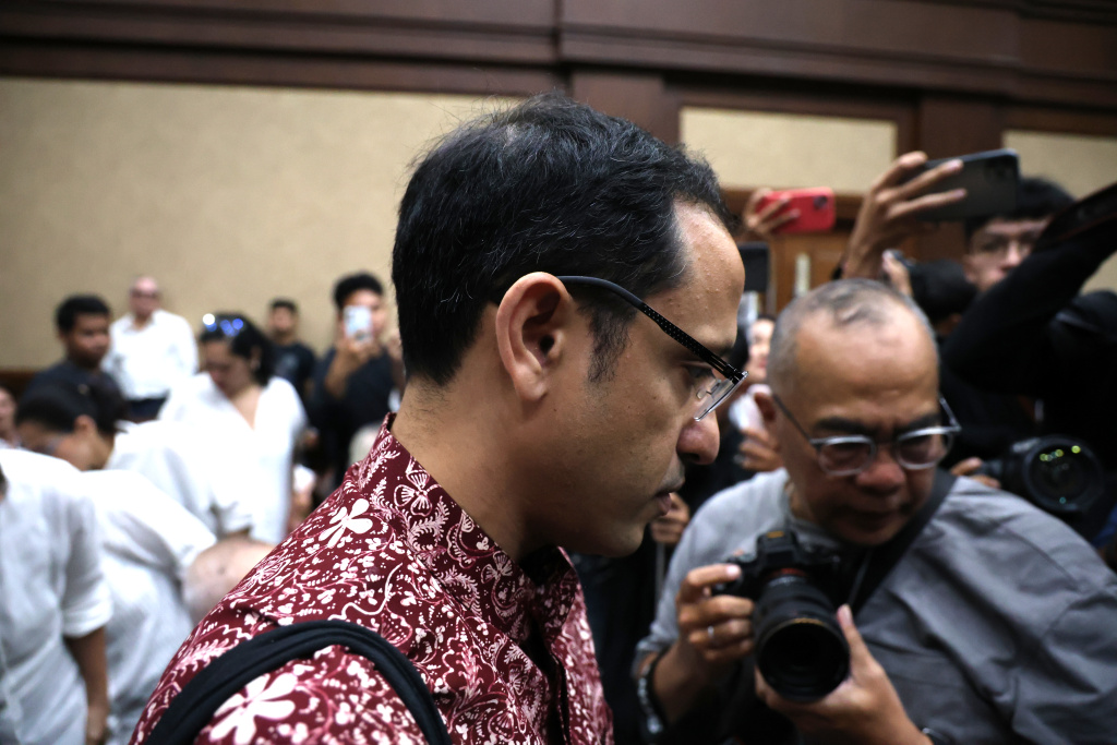 Nadiem Makarim bersiap menjalani sidang tuntutan di Pengadilan Tipikor,Jakarta,  Rabu (13/5/2026). (Beritanasional.com/Oke Atmaja)