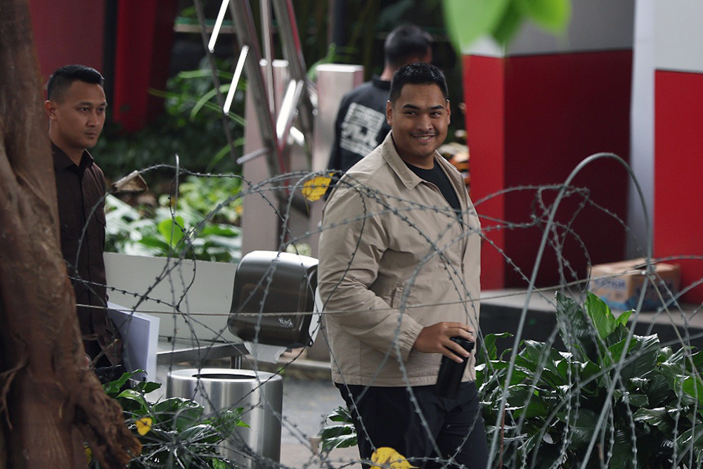 Mantan Menteri Pemuda dan Olahraga, Dito Ariotedjo, saat memenuhi panggilan KPK untuk menjadi saksi kasus dugaan korupsi penyelengaraan haji. (BeritaNasional/Elvis Sendouw)