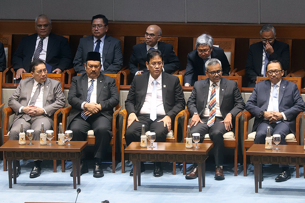 Menteri Keuangan Purbaya Yudhi Sadewa menyampaikan tanggapan pemerintah terkait KEM. (BeritaNasional/Elvis Sendouw)