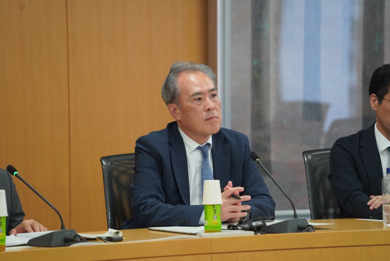 Menteri Karding Dorong Pengembangan SDM saat Temui Jajaran Japan External Trade Organization Menteri Pelindungan Pekerja Migran Indonesia (P2MI) Abdul Kadir Karding melakukan pertemuan dengan Japan External Trade Organization (JETRO) di Tokyo. (BeritaNasional/Elvis Sendouw/HO P2MI)