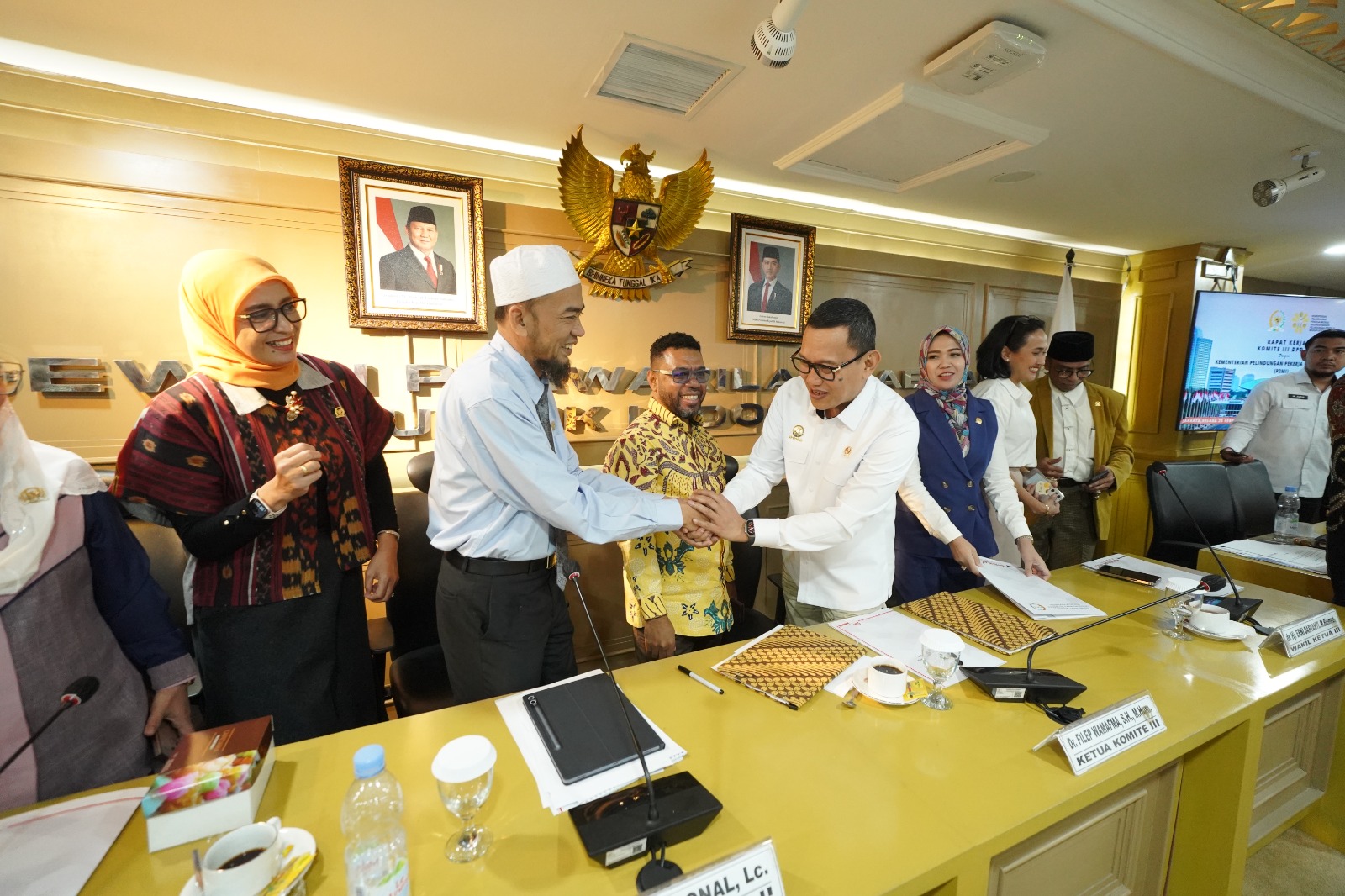 Rapat kerja Komite III bersama Menteri Pelindungan Pekerja Migran Indonesia. (BeritaNasional/Elvis Sendouw)