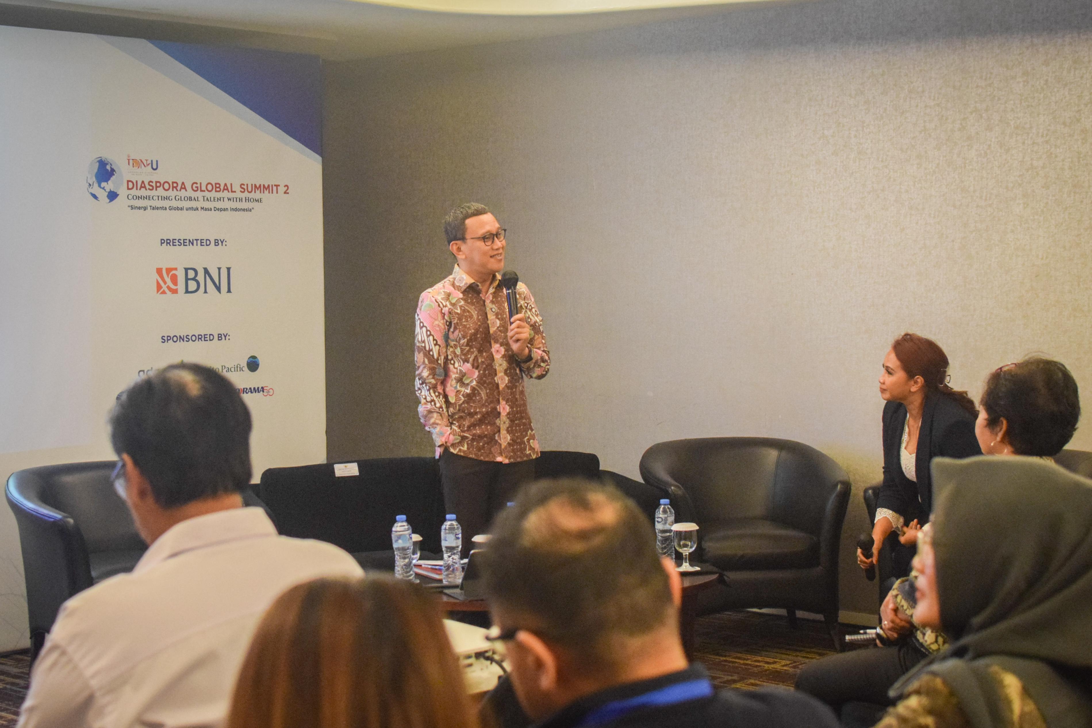 Menteri Karding Titip Pesan Pekerja Migran Indonesia Bangun Jaringan Internasional Menteri Pelindungan Pekerja Migran Indonesia (P2MI) Abdul Kadir Karding menghadiri Diaspora Global Summit 2. (BeritaNasional/Elvis Sendouw/HO Hms P2MI))