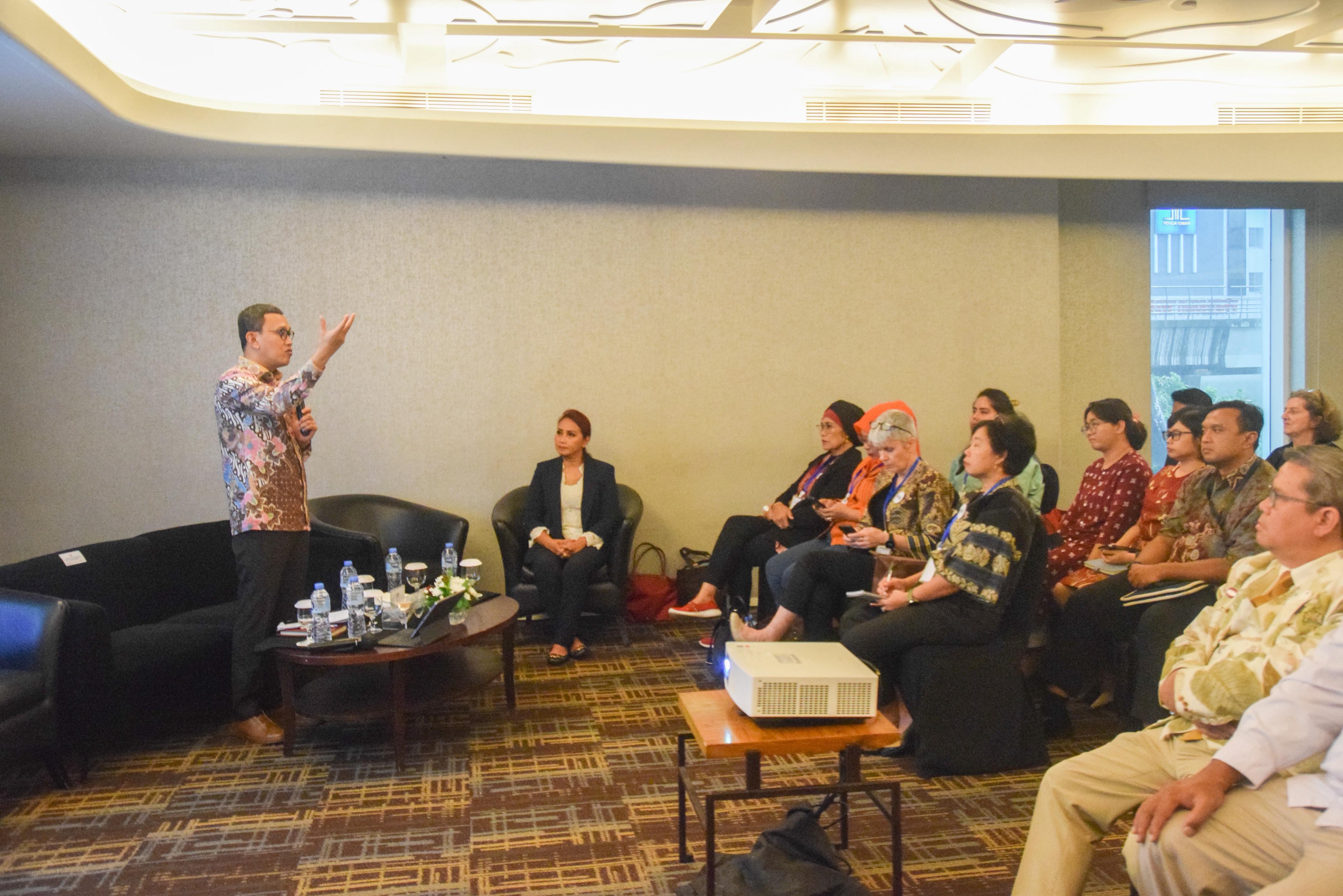 Menteri Karding Titip Pesan Pekerja Migran Indonesia Bangun Jaringan Internasional Menteri Pelindungan Pekerja Migran Indonesia (P2MI) Abdul Kadir Karding menghadiri Diaspora Global Summit 2. (BeritaNasional/Elvis Sendouw/HO Hms P2MI))