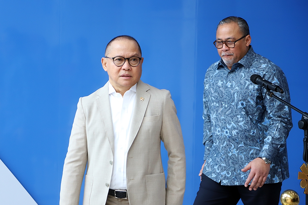 Menteri Pelindungan Pekerja Migran Indonesia  Mukhtarudin, menerima kunjungan kehormatan Duta Besar Luar Biasa dan Berkuasa Penuh (LBBP) RI untuk Malaysia, Dato Moh Iman Hascarya. (BeritaNasional/Elvis Sendouw)